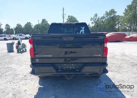 2019 Chevrolet Silverado 1500 Rst z USA, uszkodzony, nr VIN 3GCUYEED0KG232079